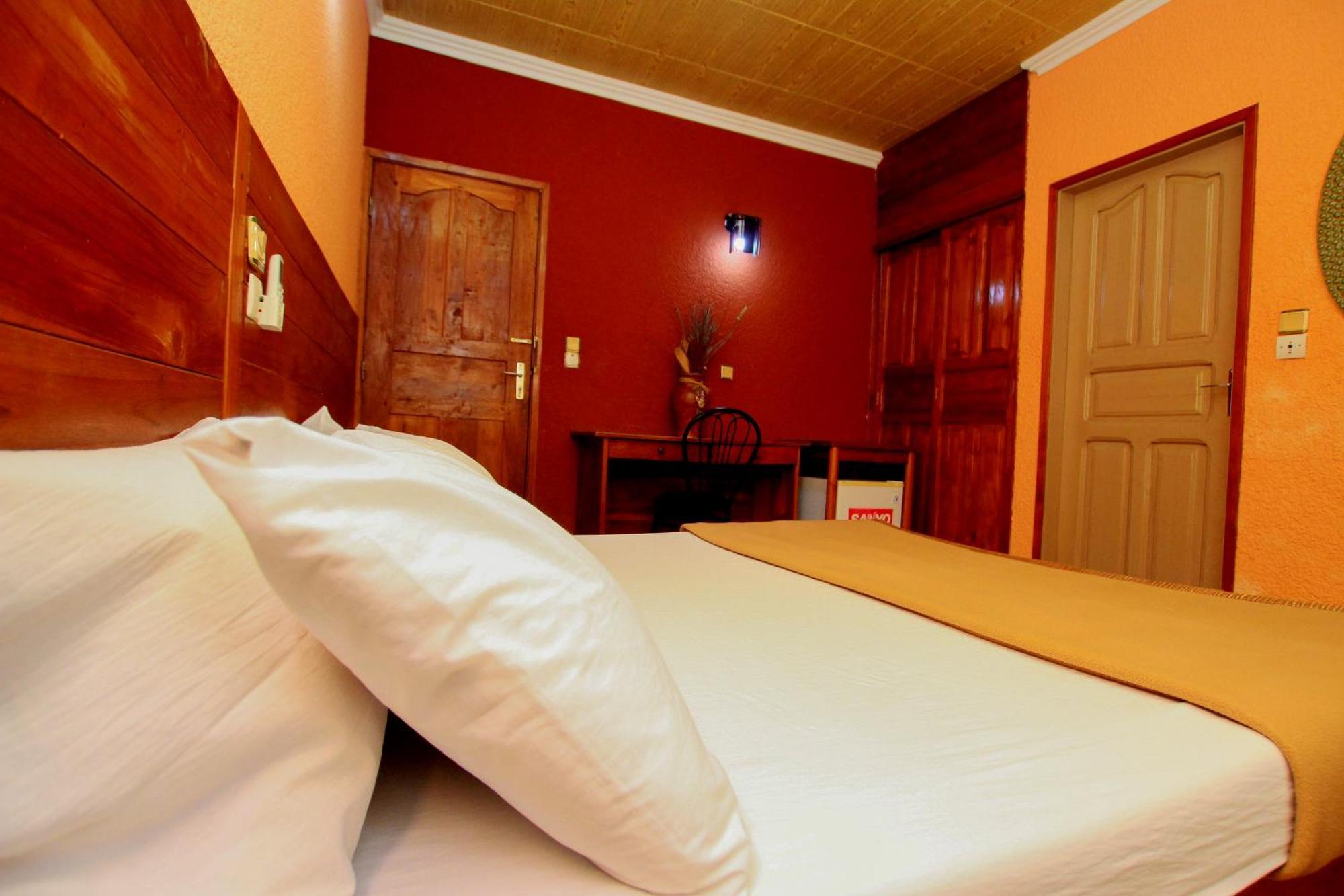 Hotel Le Prince Cotonou Ngoại thất bức ảnh