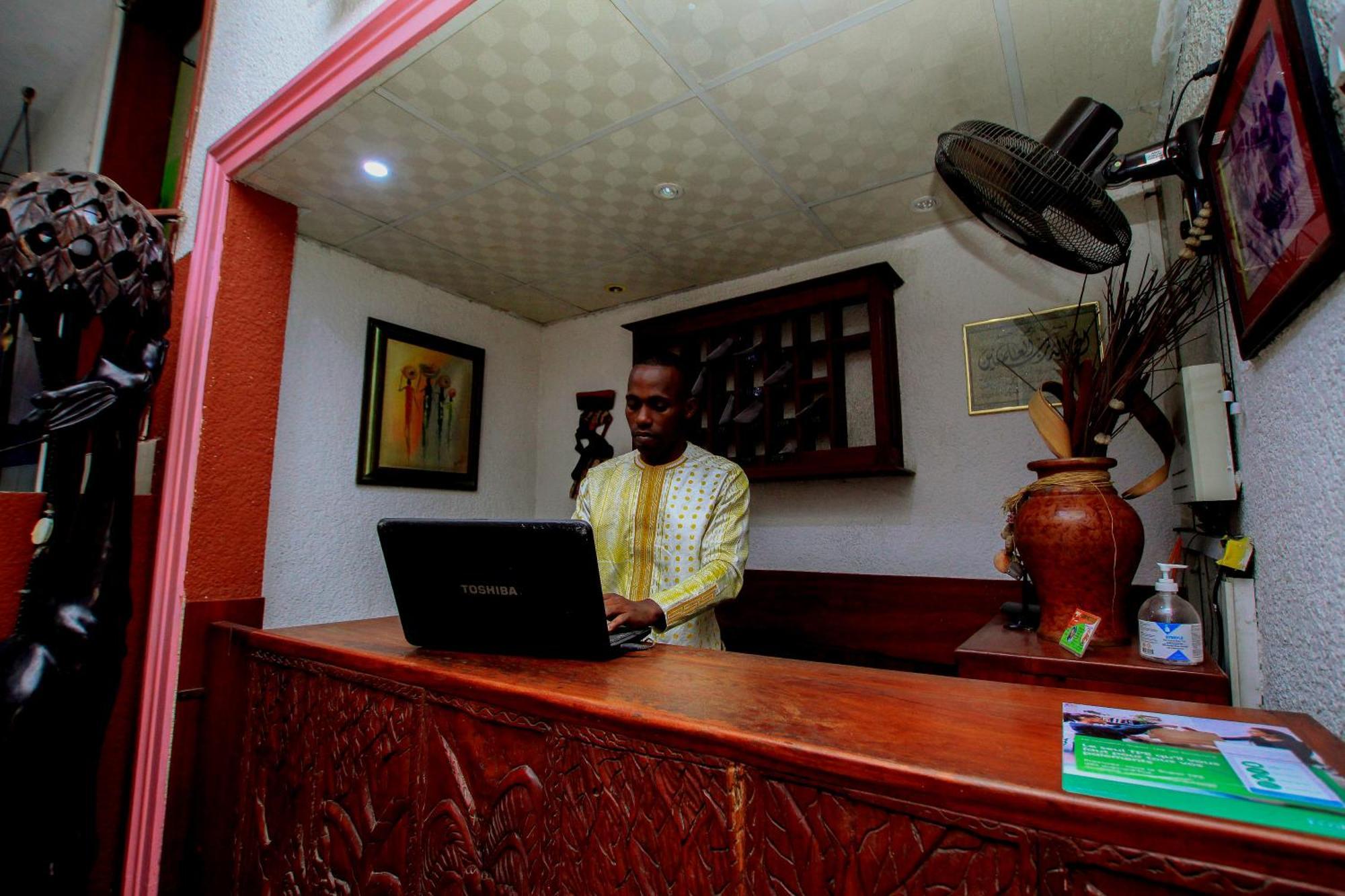Hotel Le Prince Cotonou Ngoại thất bức ảnh