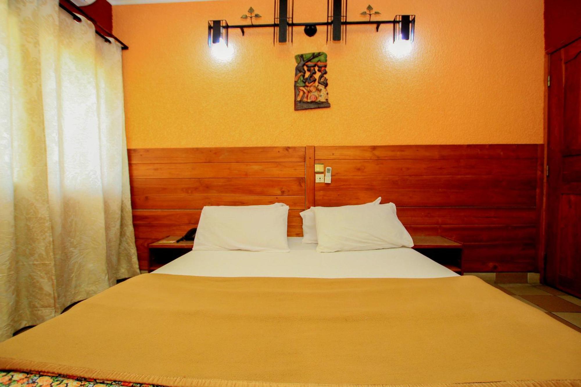 Hotel Le Prince Cotonou Ngoại thất bức ảnh