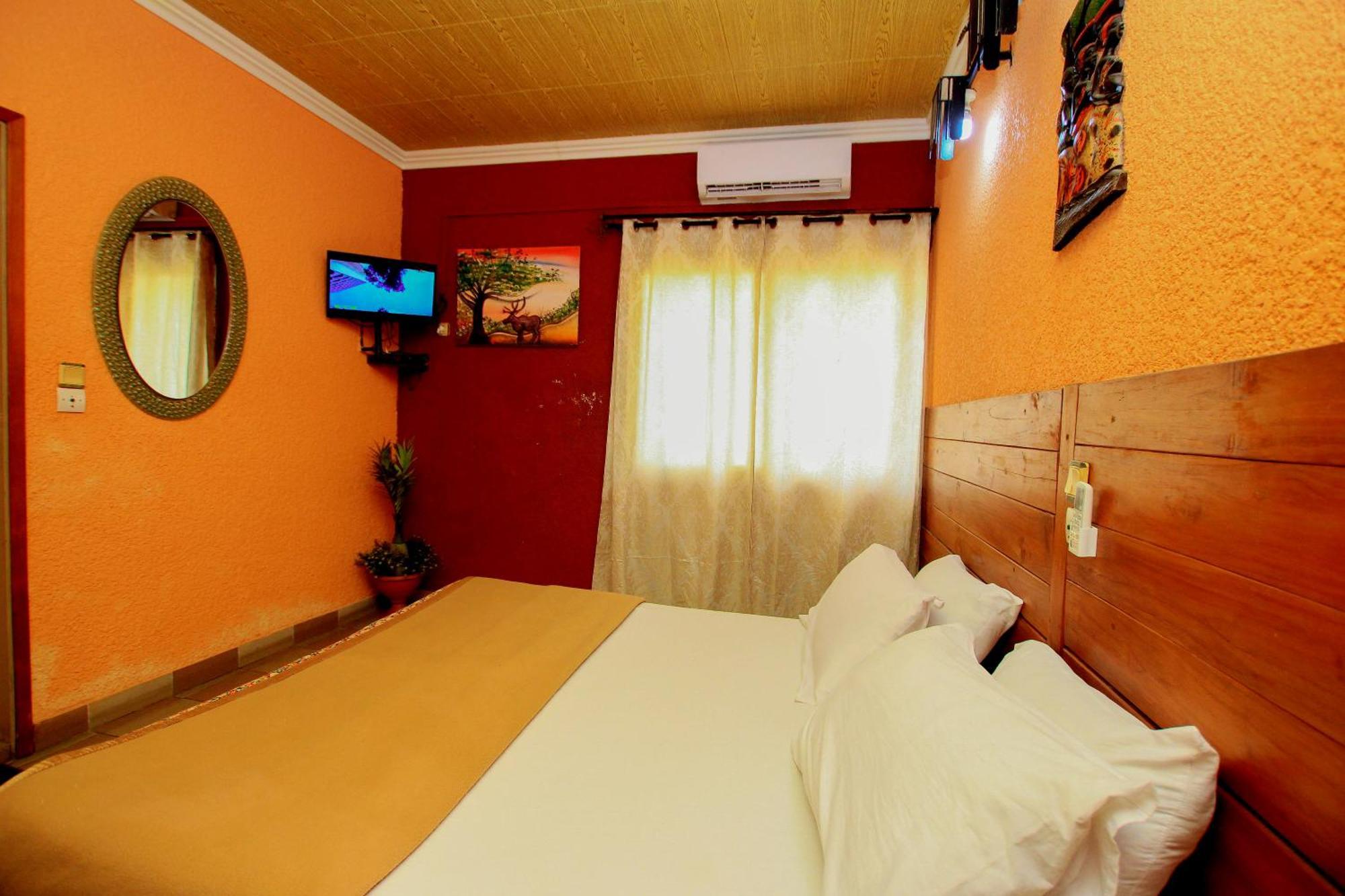 Hotel Le Prince Cotonou Ngoại thất bức ảnh