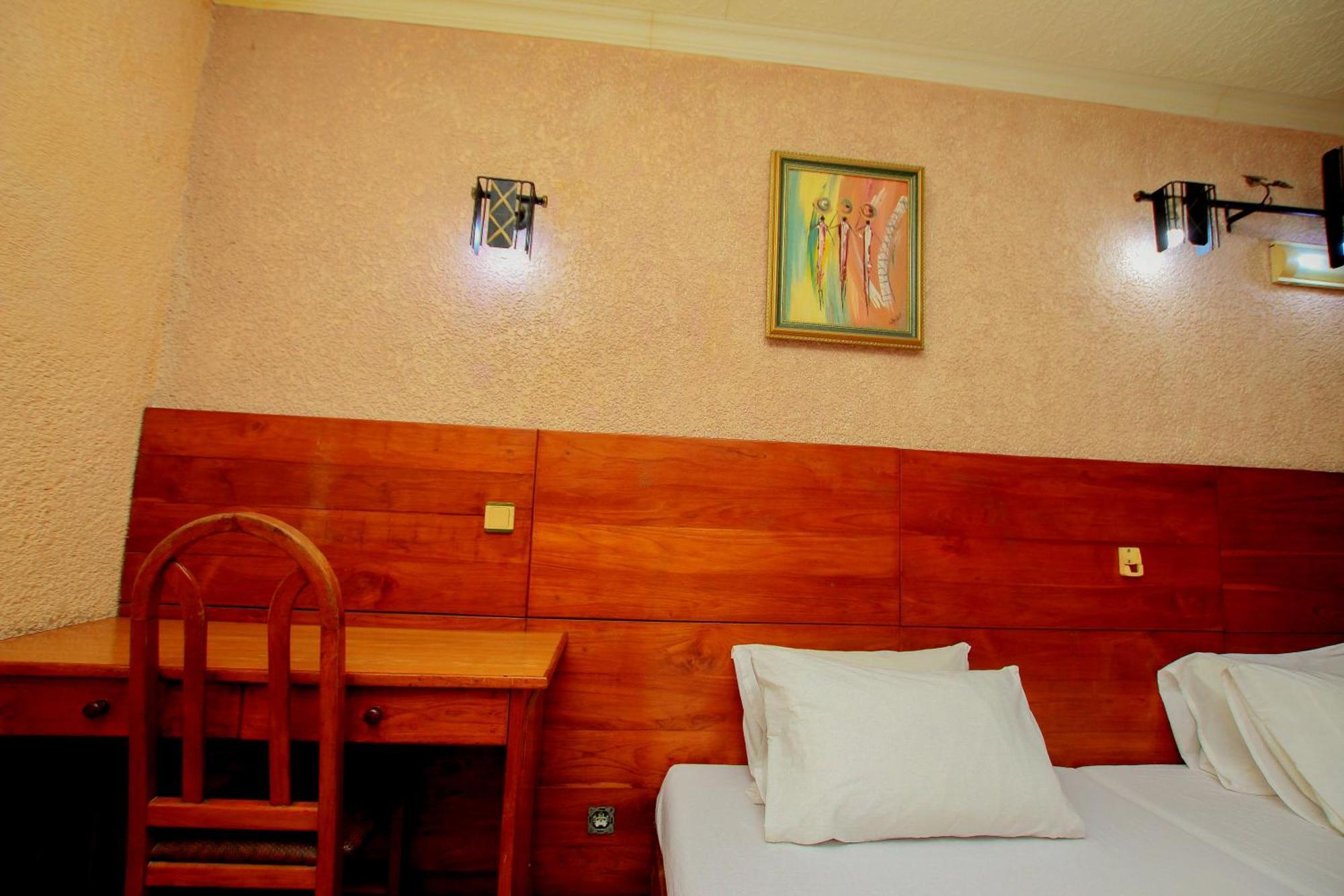 Hotel Le Prince Cotonou Ngoại thất bức ảnh